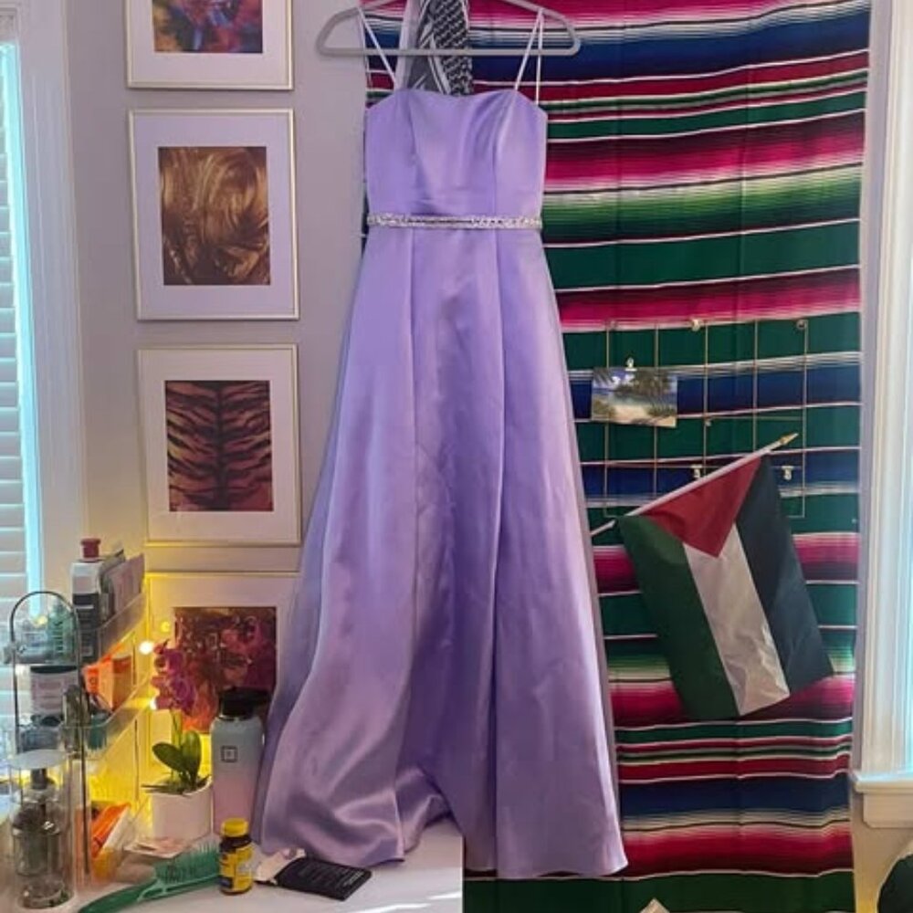 SLEEVELESS PREPPY PASTEL PURPLE MAXI BALLGOWN DRESS #prom #hoco #preppy